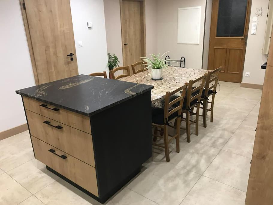 Paisible Logement Tout Equipe Pour 1 A 6 Personnes Ebersheim Exterior photo