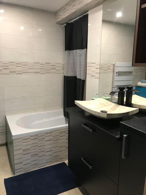 Paisible Logement Tout Equipe Pour 1 A 6 Personnes Ebersheim Exterior photo